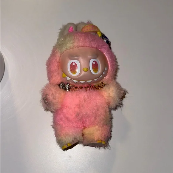 Labubu - Picture 1 of 1